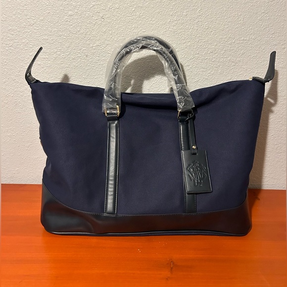 Johnnie Walker Whisky Blue Label Duffle Bag NEW. Condition is New. - Picture 1 of 10